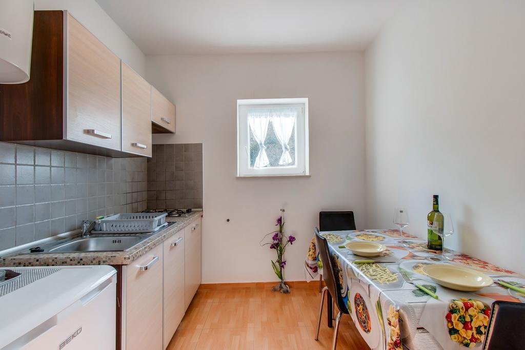 Apartment Senka Mali Lošinj Dış mekan fotoğraf