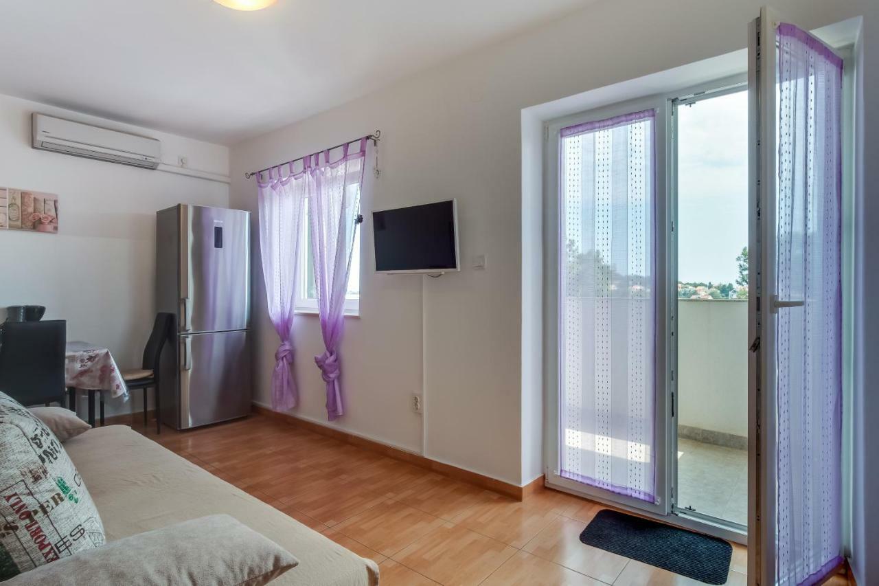 Apartment Senka Mali Lošinj Dış mekan fotoğraf